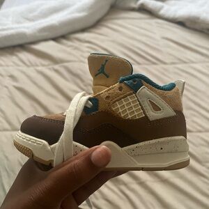 Retro toddler Jordan’s